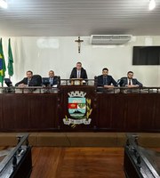 Audiência suspensa por decisão judicial