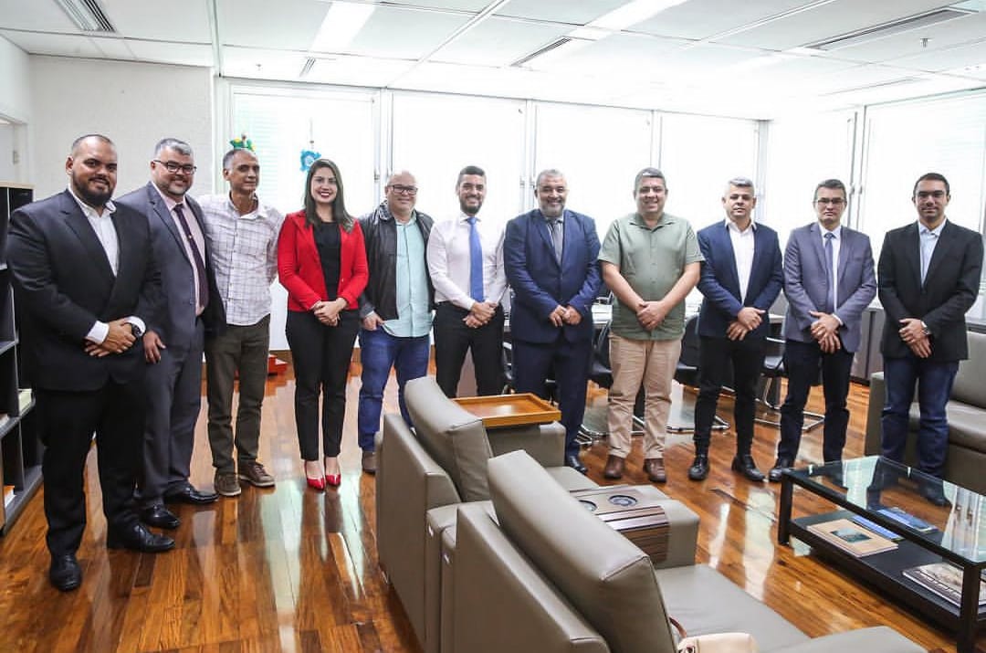 Presidente da Câmara de São Fidélis tem encontro com o Presidente da Alerj Rodrigo Bacellar